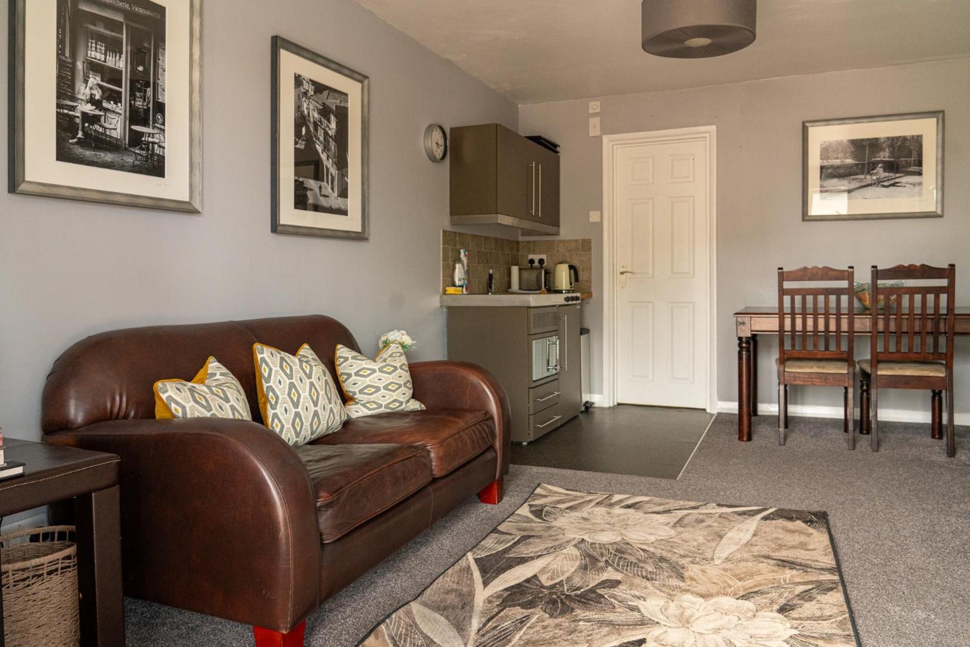 Nr Windsor Stunning 1 Bedroom Self Contained Property In Burnham Near Heathrow エクステリア 写真